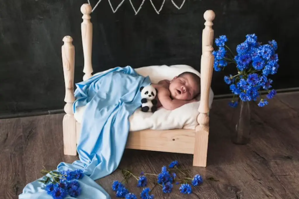 How Long Do Babies Sleep in Cribs