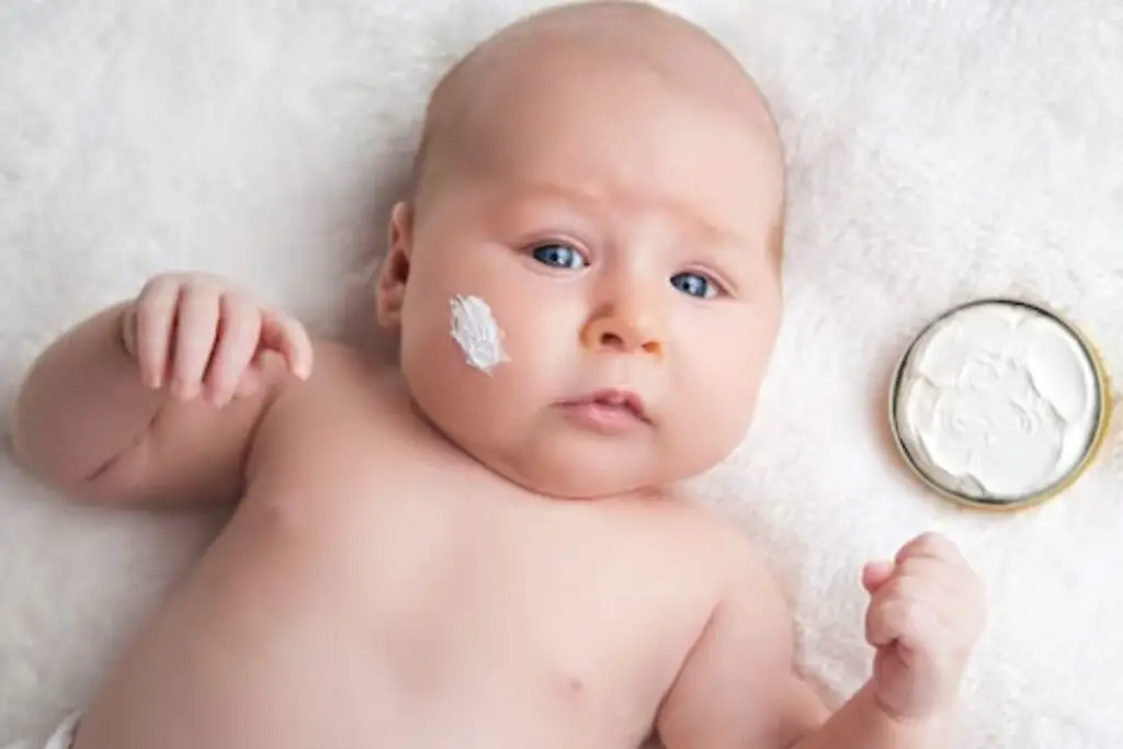 Newborn Skin Peeling Causes Treatment